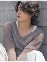 インアンドヤング 栄(in&yang) センターパートウルフ × ナチュラルサーフカールパーマ