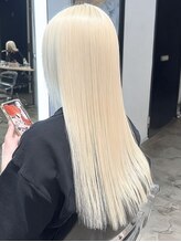 《誰もが惹きつけられる透明感》赤みを完璧に消し去る、憧れのホワイト＆ペールカラー[ダブルカラー/韓国]