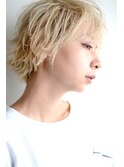 white beige×外ハネショート　02