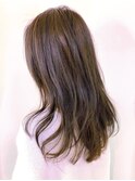 【パーマ】フェミニンなロングレイヤーパーマスタイル