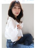 艶くびれカールな大人前髪アンブレラカラーこなれミディ
