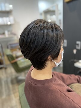 ムー(muu) コンパクトにおさまるショートスタイル