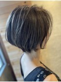 ショートボブ
