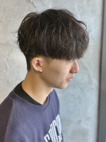 ニアウ 高崎店(Niau)&nbsp;メンズマッシュソフトツイストスパイラルパーマ群馬高崎眉毛韓国