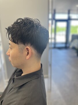 トイロ ウィステリア(toiro wisteria) ラフカール×アップバングショート