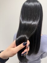 ヨウ バイ アミー 横浜(YEAU. by amii) 【横浜】艶ブラック×髪質改善ストレート|圧倒的ツヤ感ロング