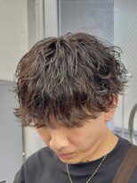 オーバル ジングウマエ(OVARL jingumae) 緩め波巻きシャドウパーマ