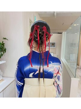 リア(li‘a) 【lia】卒業式hair set