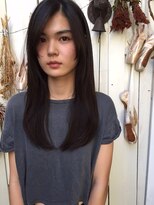 マグノリア(MAGNOLIA) 隠れ前髪がかわいいモダンロング