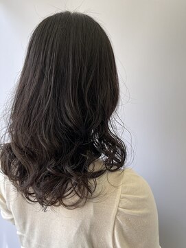 ジーニーズフォーシーズン (jenies4season) エアリー感しっかりカールパーマ