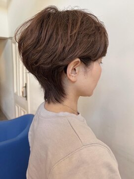 トップヘアー ガーデンヴィラ 安城(Garden Villa) トップふんわりショートウルフ