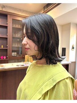 レイジーアワーズ(Lazy Hours) レイヤースタイル/顔周りレイヤー/ミディアム[20代/30代/40代]