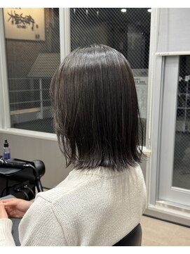 ハルキ ミナト ジャパン オオサカ(HARUKI MINATO japan OSAKA) 外ハネボブ 20代30代40代ヘア 小顔 大阪ボブ 梅田