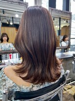 アクター(actor) 柔らかいベージュカラー ミディアムロング 似合わせ【山崎　輝】
