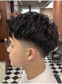 スパイキーショートブルーブラックフェザーパーマサーフカールY