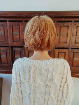 サニーサイド(SUNNY SIDE) 切りっぱなしボブスタイル