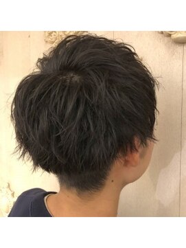 ネオリーブアイム 横浜西口店(Neolive aim) 襟足すっきり刈り上げ 束感クラウドマッシュ 王道メンズヘア☆