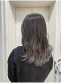 ブリーチ2回のシルバーグレーグラデーション