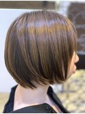 ショートボブ