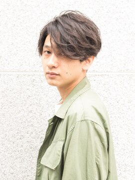 メイクス 表参道(MAKE'S omotesando) センターパート/ニュアンスマッシュ/かき上げ【江畠】