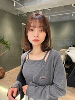 可愛く伸ばしていけるレイヤーボブ
