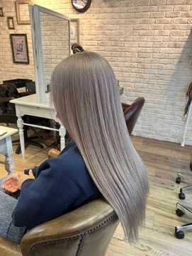 アフィナー 上大岡(Afinar) ハイトーンベージュ　HAJIME