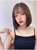 前下がりボブ　ワンレン　韓国ボブ　ラテベージュ