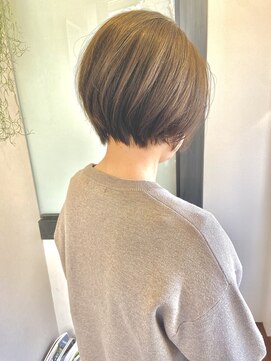 アバース(abirth) 丸さと質感かるめのショートボブ　30代40代