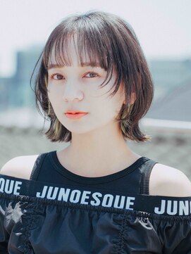 リュープリエ 笹塚(Lieu plie) 肩につかない長さで切りそろえたボブベースレイヤー