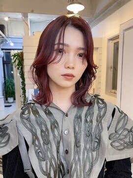 ロイオブジゼル(roi of GiseL) ボブ 顔周りレイヤー 外ハネ 20代30代 暖色系カラー