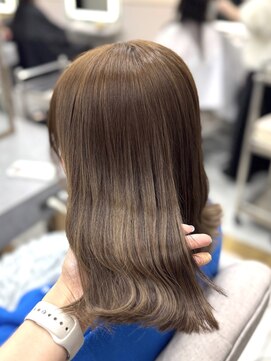 シーテメゾン(Ciete Maison) 【Shiori】柔らかベージュカラー