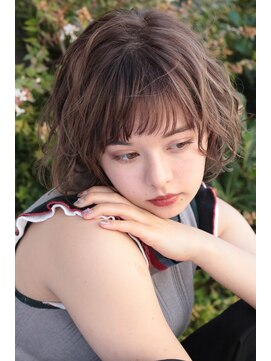 フリーラ 表参道(freera) これが!夏のセンシュアルショートだ!