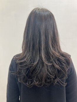 ブリリアント ルア 国立店の写真/こだわりの薬剤取扱い*髪質/なりたいイメージに合わせてご提案*初めてのパーマにも◎[国立/国立駅]
