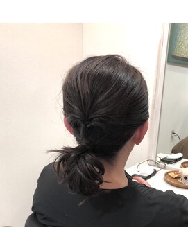 ドゥ スタイル 三国ヶ丘店(Duex Style) 簡単5分アレンジ♪大人のひとつ結び