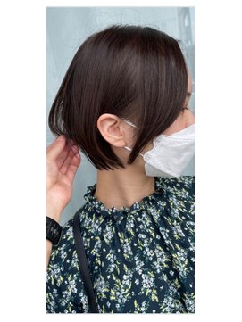 ジーナ 福岡千早(Zina) 大人ショートボブ