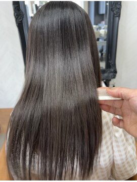 ニュートラルバイフレア(Neutral by FLEAR) 艶髪