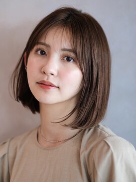 ガーデンヨコハマエスト(GARDEN YOKOHAMA est) セミディ　シアーカラー　オリーブベージュ　ナチュラル　ボブ