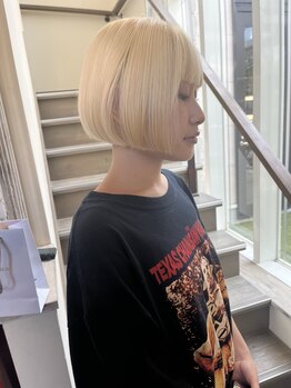 Helia 木曽川 髪質改善/縮毛矯正/白髪ぼかし【ヘリア】【10/2OPEN(予定)】の写真/【ブリーチなし透明感カラー★】白髪ぼかしもダメージレスで圧倒的艶ツヤ髪へ！理想のデザインカラーを♪