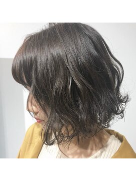 テラスヘア 新潟駅南(TERRACE hair) カーキグレージュー×束感ウェーブ