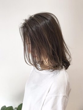 ナナバイロッカ(nana by rocca) 柔らか美髪フォギーベージュミディアム【大人かわいい】