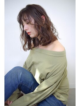 ガーランドウメダ(Garland umeda) リラックスウェーブ＿ミディアム＿000237