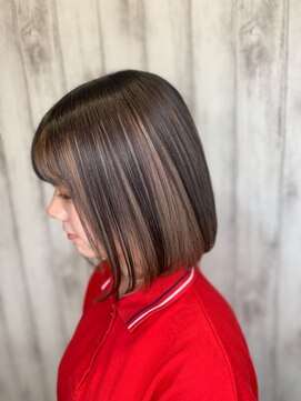 アイズ 本厚木(AIZU) 大人ボブ×インナーカラー