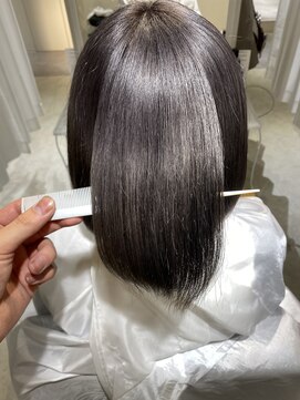 ソワン ドゥ ブレス エルネ 立花店(soin de brace elne) グレーシルバー/透明感/ダブルカラー/就活カラー