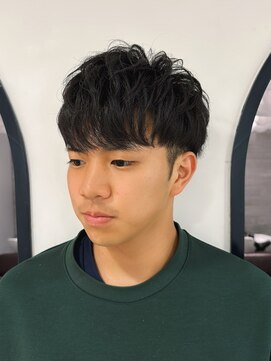 リタ(Lita) ツーブロックマッシュ就活ヘア