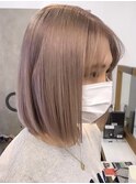 ダブルカラーミルクティーベージュカラーケアブリーチミニボブ