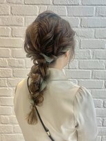 デイジー インデックスヘア 大島店(DAISY index hair) 【¥3500】ゆるふわ編み下ろしアレンジで可愛いらしい印象へ