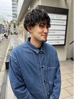 レックスヘアーインターナショナル(ReX HAIR INTERNATIONAL)の写真/【心斎橋駅1分◆メンズカット+似合わせ眉カット¥3960】洗練された大人のメンズStyleを求めるならReXで―