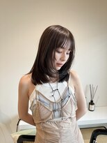 ユイル(Uil)&nbsp;小顔前髪顔周りレイヤー×グレージュカラー デザインカラー