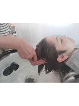 【平日限定クーポンあり】当店人気メニューをお手頃に体験☆女性stylistメインで大人女性に人気のサロン♪