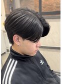 センターパートメンズカット刈り上げショートツーブロック